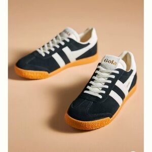 Gola Elan Sneakers
Black/Gold
Size 9.5 women’s
Used, like new.